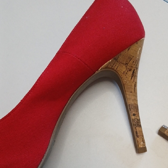 Christian Siriano Red Peep-Toe Heels - Picture 3 of 5